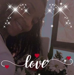 Meet your Posher, Eliani